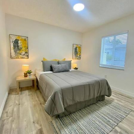 فيلا Beautiful & Relax Family House 2/1- Free Parking ميامي المظهر الخارجي الصورة